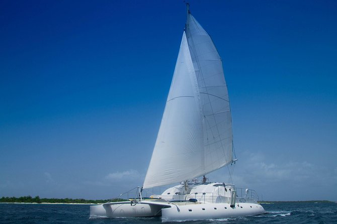 Saona Island small group and relax - luxury catamaran - Starting in Bayahibe at 7:30 in the morning