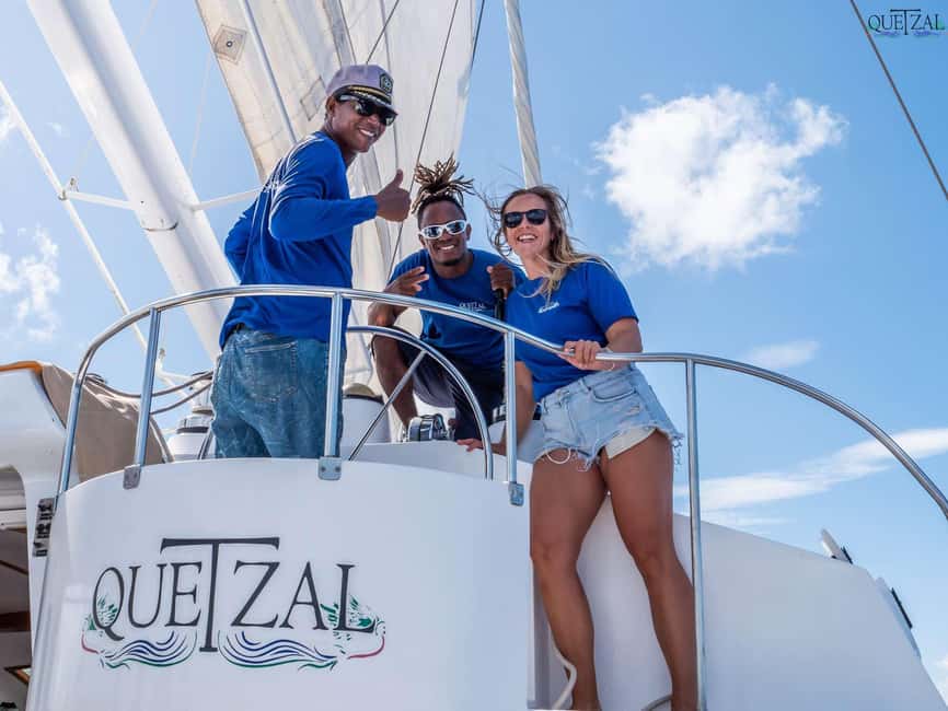 Saona island - Small group tour - Luxury catamaran - Las Palmillas natural pool and the starfish stop