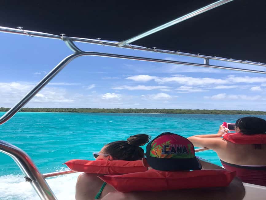 Saona Island Tour All Inclusive Speedboat and Catamaran - The catamaran ride back