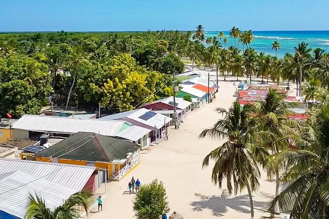 Saona, Mano Juan, Canto de la playa away from the tourist crowds - What the $119 price really covers