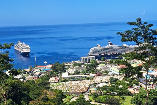 Scenic Tour of City and Rainforest, Waterfall, Sulphur Springs . - Wotten Waven and the island’s volcanic side