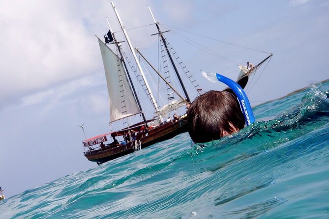 Set Sail in Aruba: Jolly Pirate Cruise with Snorkel Adventure - What the crew adds to the experience