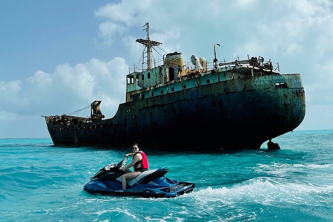 Shipwreck Adventure in Providenciales - How the guides shape the outing