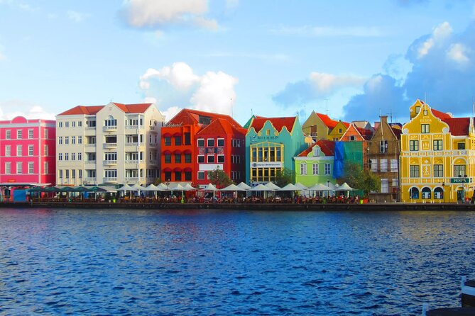 Shop and Beach Guided Tour in Curacao City - Starting in Willemstad at Punda and Otrobanda