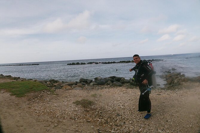 Shore Dive Aruba for Certified Divers - Pickup, meeting point, and group details