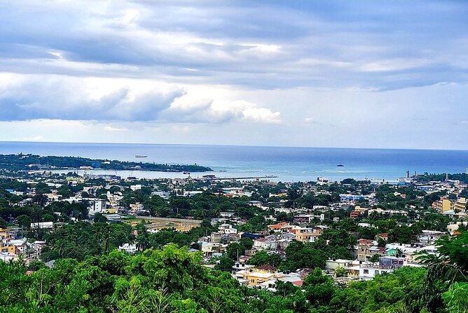 Sightseeing and City Tour in Puerto Plata - Cigars, amber, and larimar at Tropical Paradise