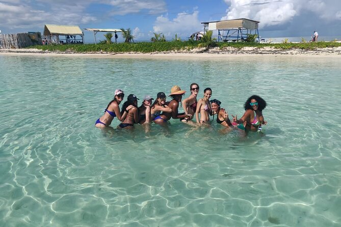Small Day Cruise (Ilet caret, mangrove, coral reef - Barbecue lunch on a small boat