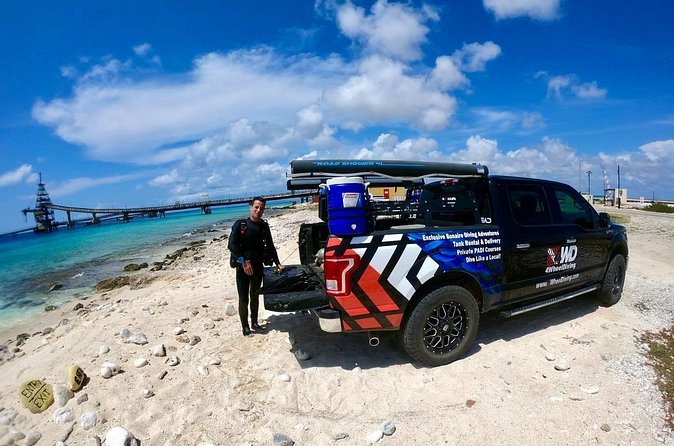 Small Group Diving experience in Caribbean - Lunch, shade, and the useful comforts