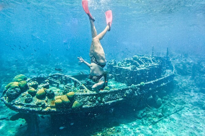 Snorkel Cruise with BBQ Lunch and Open Bar - Spanish Water Bay adds a scenic start