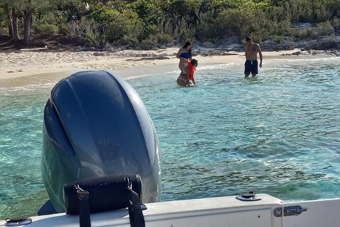 Snorkeling, Swim with Turtles & Beach Day - Fishing and child-friendly help on the water