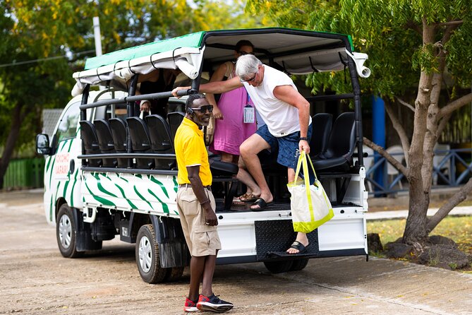 SoCoHo Eco Half Day - Mangrove Kayak & Reef Snorkeling - Snorkeling the two-mile Cades Reef