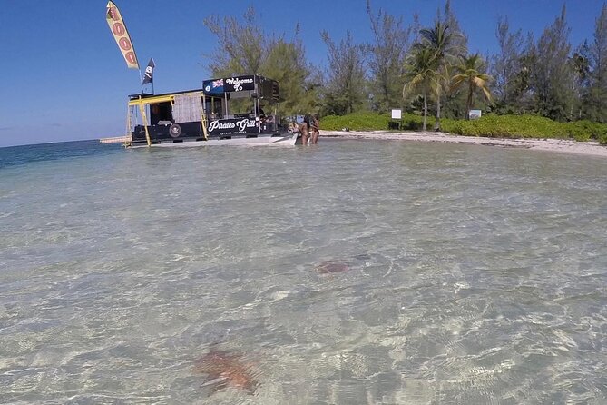 Stingray City Experience Plus Two Snorkeling spots Private Boat - Why a private boat changes the Grand Cayman day