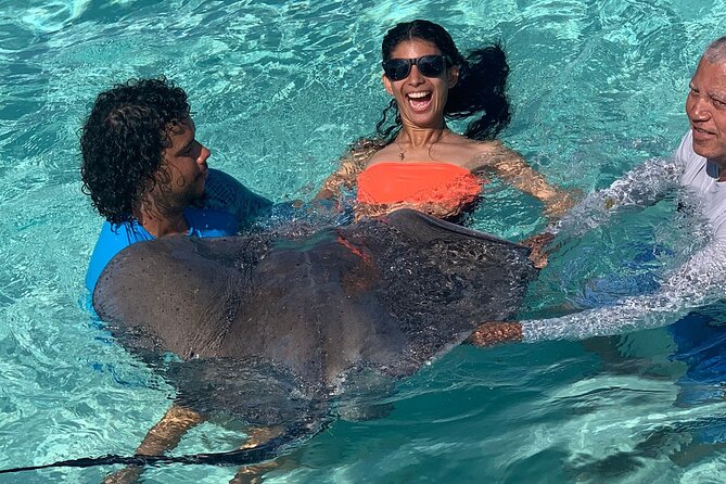 StingrayCity ,Coral Garden & Starfish Tour. - The ride from port to Safehaven Marina
