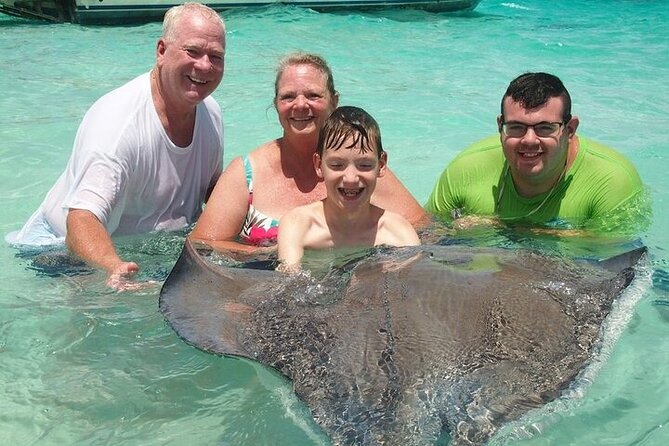 Stingrays, Starfish and Snorkeling Tour - Pickup, cruise timing, and meeting points
