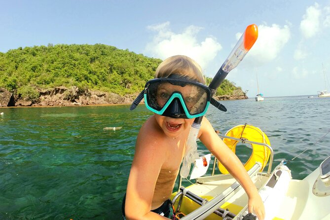 Stroll and Initiation to Sailing in the Baie des Saintes - What the small group changes