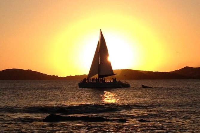 Sunset & Harbor Lights Dinner Sail from the Marriott's Frenchman's Cove - Dinner choices that match the night