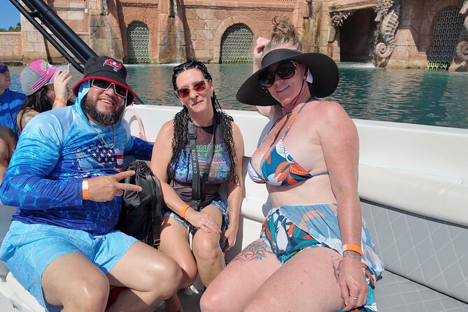 Swimming Pigs, Snorkeling and Beach Tour in Nassau Bahamas - The ride back, snacks, drinks, and WiFi