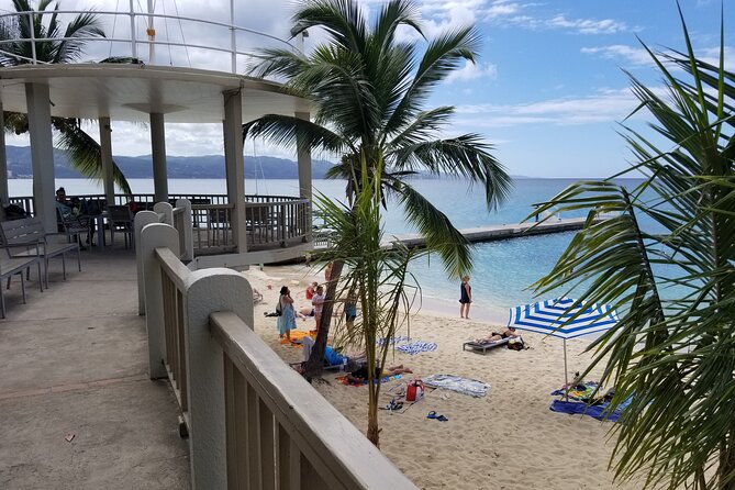 The AMAZING Montego Bay Tour - Roadside fruit and the small details
