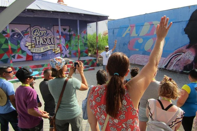 The Whole Story Tour of San Nicolas in Aruba - Group size, walking, and timing