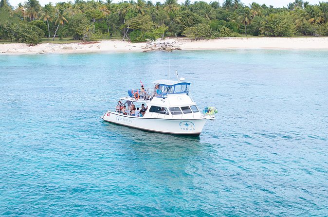 Tobias Icacos Half Day Tour - Safety, comfort, and the shared-boat tradeoff
