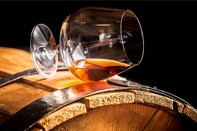 Topper's Rhum Distillery Tour in St Maarten - Rum Cake, Gelato, and Food With a Caribbean Twist