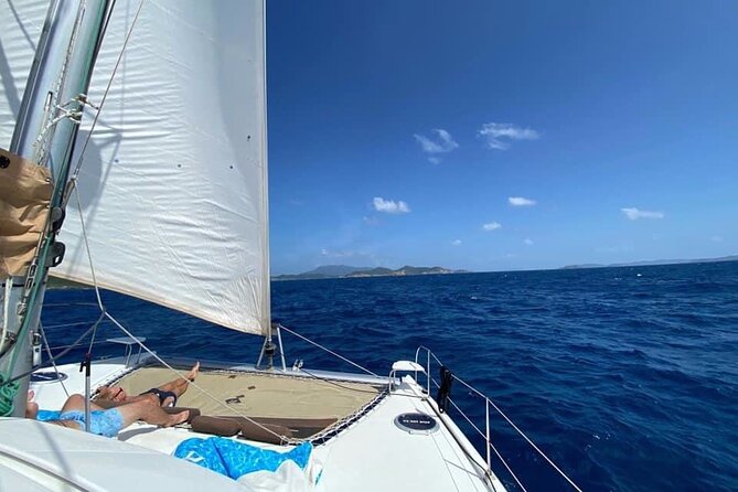 Turtles, Pizza Pi & Sunset trip - Sailing past Cinnamon Bay and Trunk Bay