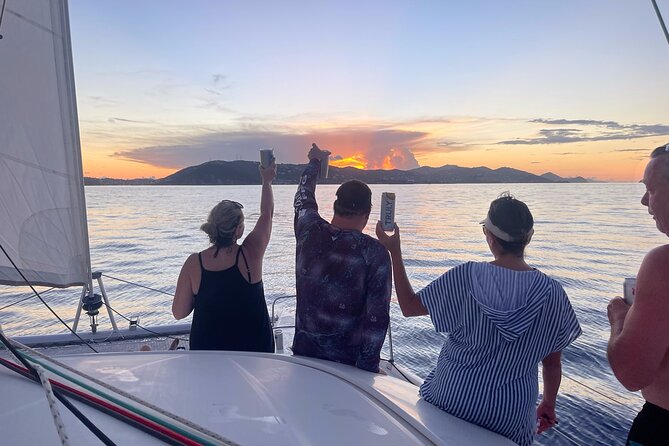 Turtles, Pizza Pi & Sunset trip - The sunset sail and the boat’s relaxed mood
