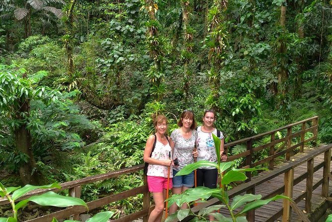 Vermont Nature Trail Tour with Fraser's Taxi and Tours - Table Rock and Buccament Beach