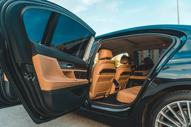 VIP Luxury Sedan Airport Transfer - Finding the driver in the airport lobby